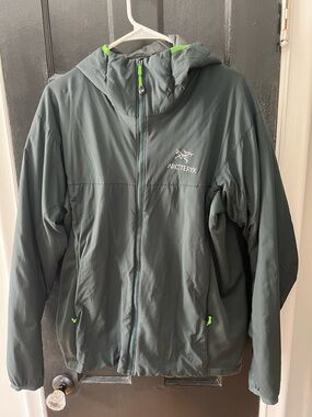 Men’s Arc'teryx Atom LT Hoody Jacket - Large